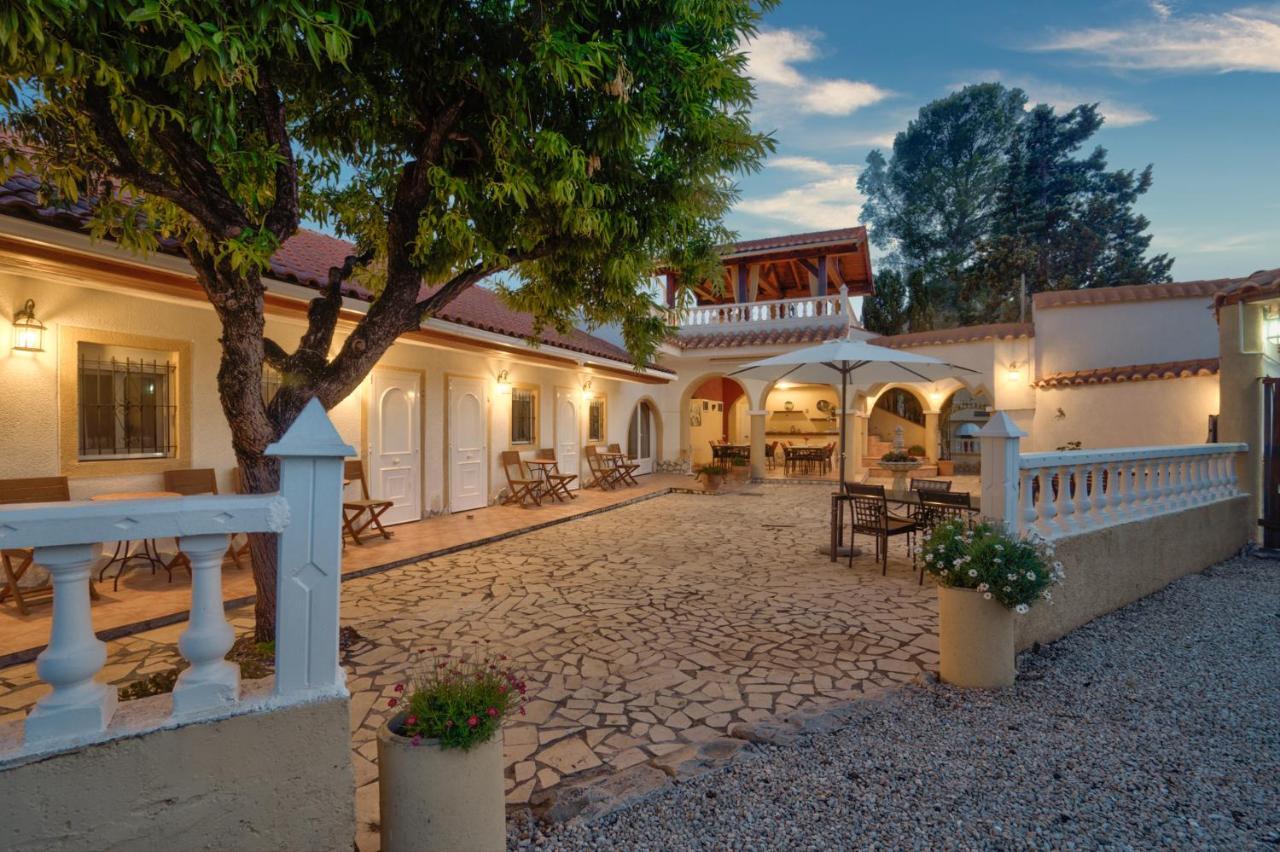Finca Bilou Aigues ภายนอก รูปภาพ